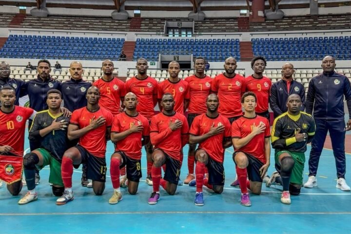 APURAMENTO AO CAN DE FUTSAL: PR encoraja...