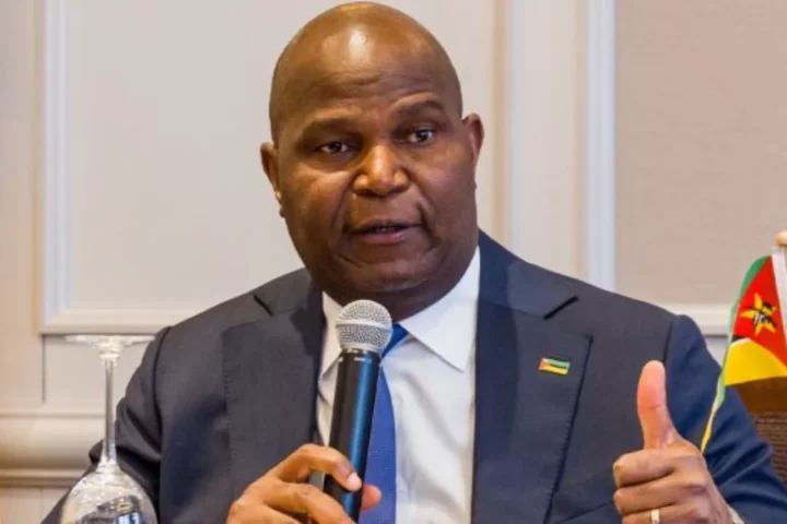 Diplomacia económica de Chapo desbloqueia fundos e expõe entraves ao investimento em Moçambique